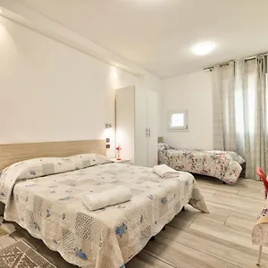 Gasthof Venice Pink House, Marghera