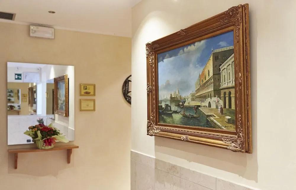 Hotel Villa Adele Marghera 3*,  Italia