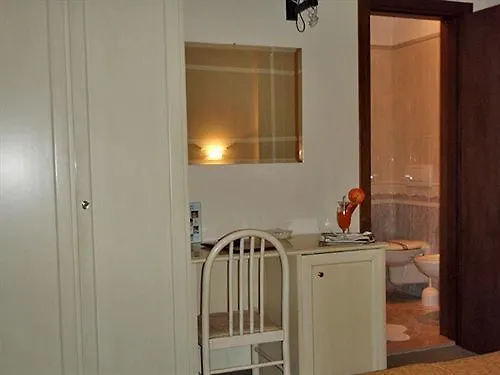 Hotel Villa Adele Marghera Italia